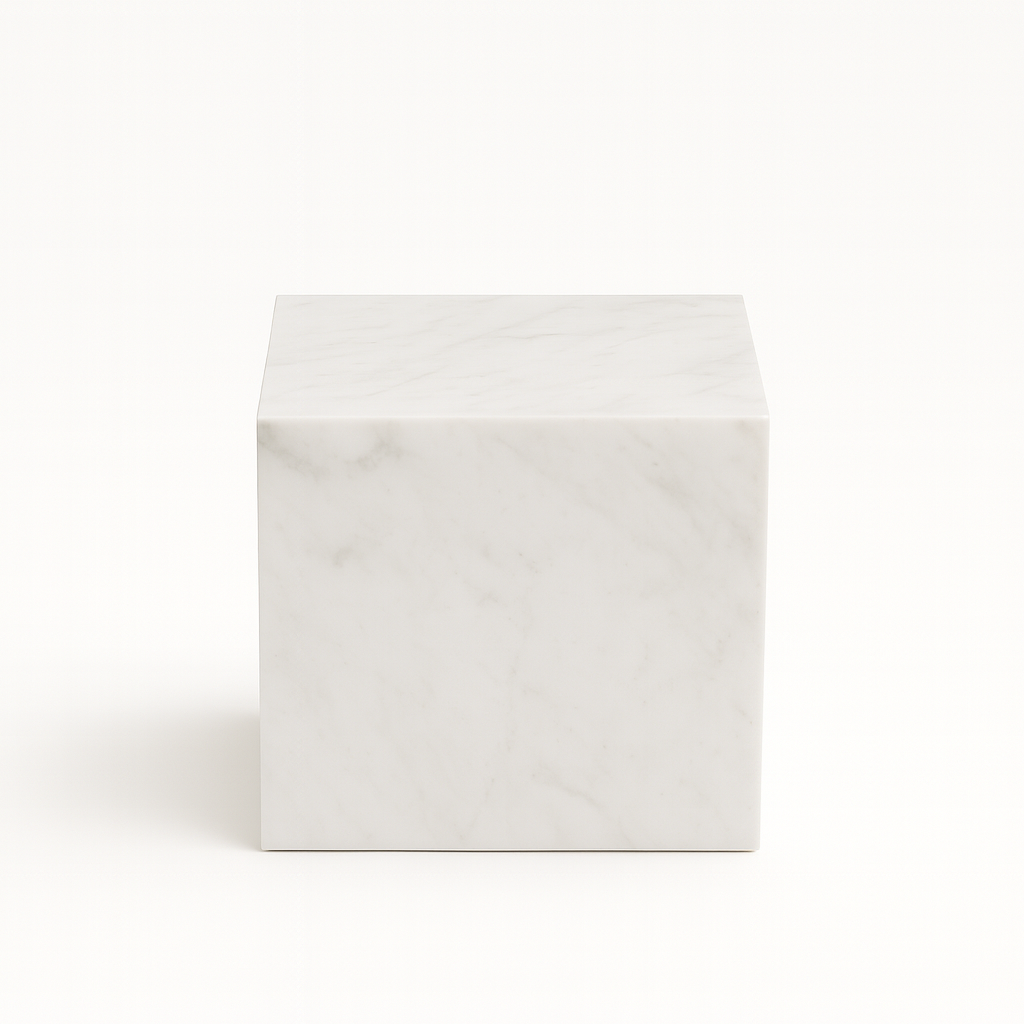 “Beyaz doğal mermerden üretilmiş minimalist küp yan sehpa – zamansız ve modern tasarım”