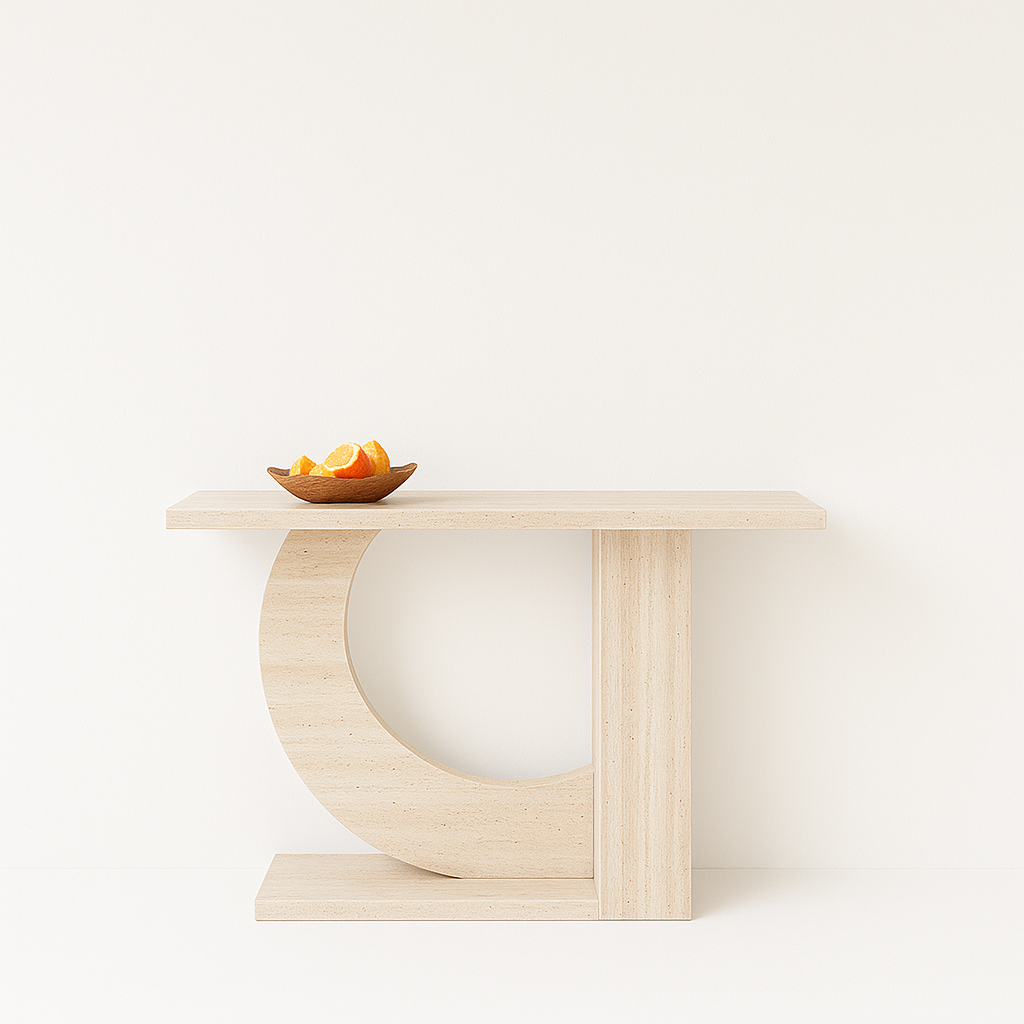 Yarım daire ve dikdörtgen formda ayaklara sahip, açık bej travertenden üretilmiş zarif konsol sehpa. Heykelsi formu ve doğal taşın dokusu ile yaşam alanlarına sofistike bir hava katar.